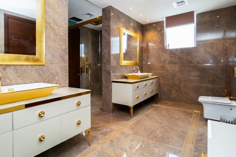 Villa te koop in Emirates Hills, Dubai, VAE 7 slaapkamers, 975 vr.m., nr 334682 - foto 25