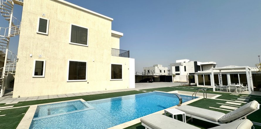 Vila di Nadd Al Sheba, Dubai, UAE 5 bilik tidur, 1350 meter persegi № 550461