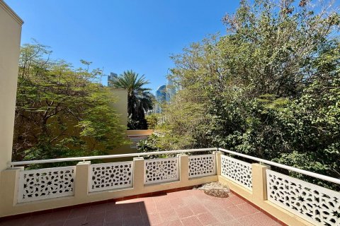 וילה להשכרה ב Meadows, Dubai, איחוד האמירויות  4 חדרי שינה, 540 מ"ר, מספר 619372 - תמונה 23