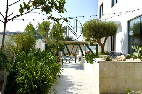 Nemovitost v Umm Suqeim, Dubai, SAE 5 ložnice, 929.03 m² Č.: 564781 - fotografie 4