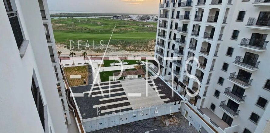 Квартира на Остров Яс, Абу-Даби, ОАЕ 2 спальні, 167.8м2 № 722307