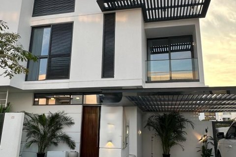 Sharjah Waterfront City, Sharjah, BAE’de daire 5 yatak odası, 352.94 m&sup2; No 753233