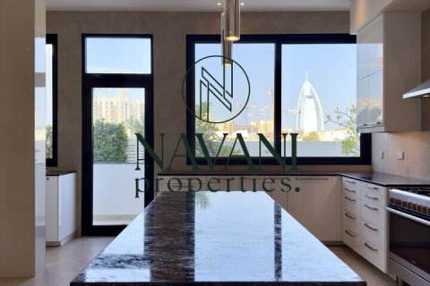 Nemovitost v Umm Suqeim, Dubai, SAE 5 ložnice, 929.03 m² Č.: 564781 - fotografie 7