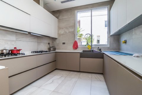 Villa te koop in Emirates Hills, Dubai, VAE 7 slaapkamers, 975 vr.m., nr 334682 - foto 8