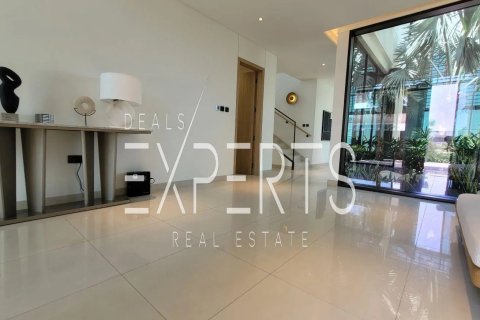 Villa on the Saadiyat Island, Abu Dhabi, UAE 4 bedrooms, 461 sq.m. № 722609 - photo 5