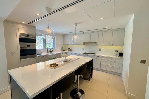 Dubai, BAE’de kiralık villa 4 yatak odası, 540 m&sup2; No 617454 - fotoğraf 13