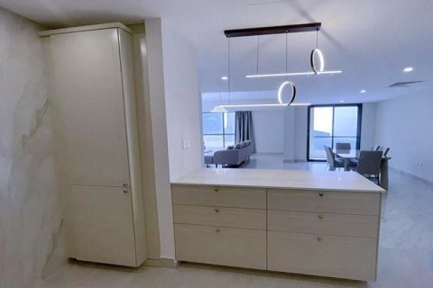Huoneisto Jumeirah Beach Residence, Dubai, Arabiemiraatit 2 makuuhuonetta, 131 m2 № 722322 - kuva 6