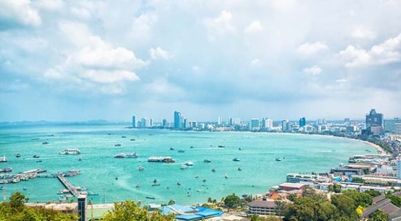 Buying Foreign Property for Relocation: Choosing Between Thailand and the UAE