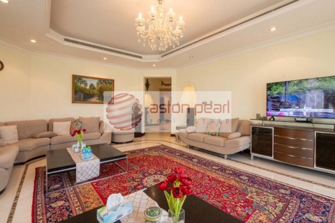 Villa in Palm Jumeirah, Dubai, UAE 5 bedrooms, 483.10 sq.m. № 348239 - photo 4