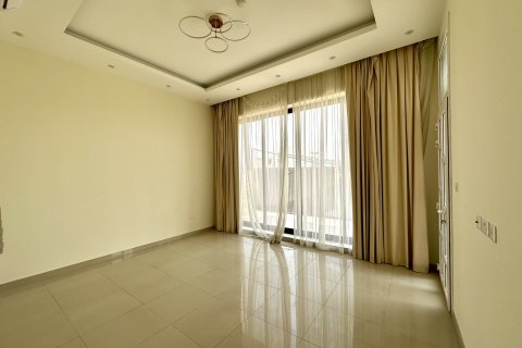 Vila di Nadd Al Sheba, Dubai, UAE 5 bilik tidur, 1350 meter persegi № 550461 - foto 9