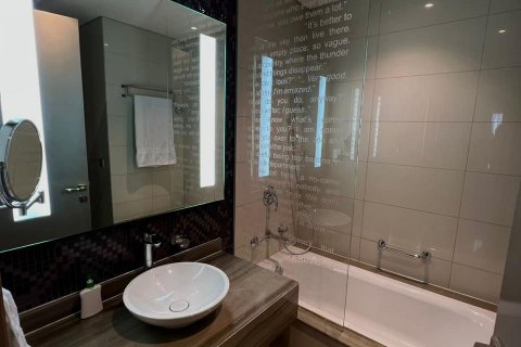 דירה למכירה ב Business Bay, Dubai, איחוד האמירויות  2 חדרי שינה, 140.65 מ"ר, מספר 582928 - תמונה 16