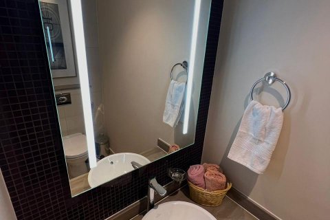דירה למכירה ב Business Bay, Dubai, איחוד האמירויות  2 חדרי שינה, 140.65 מ"ר, מספר 582928 - תמונה 18