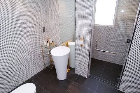 Villa te koop in Emirates Hills, Dubai, VAE 7 slaapkamers, 975 vr.m., nr 334682 - foto 21