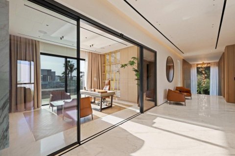 Vila u Dubai, UAE 6 spavaćih soba, 929 m2 Br. 706195 - fotografija 3