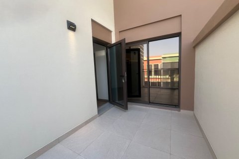 Māja Golf City, Dubaijā, AAE 4 istabas, 144 m2 Nr. 734114 - attēls 18