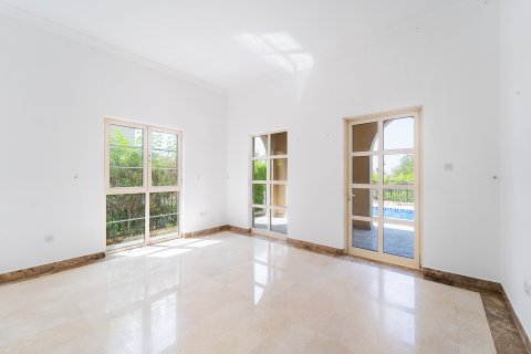 Villa til salg i Jumeirah Islands, Dubai, UAE 4 soveværelser, 497 kvm № 734116 - foto 7