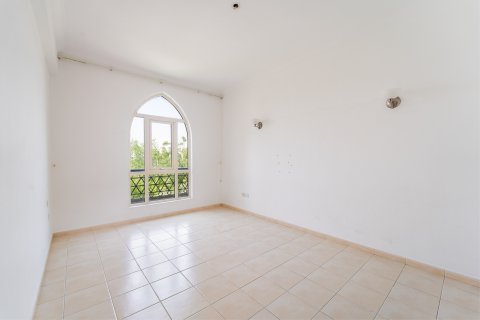 Villa til salg i Jumeirah Islands, Dubai, UAE 4 soveværelser, 497 kvm № 734116 - foto 14