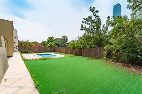 Villa til salg i Jumeirah Islands, Dubai, UAE 4 soveværelser, 497 kvm № 734116 - foto 3