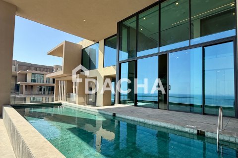 Apartment til salg i Palm Jumeirah, Dubai, UAE 3 soveværelser, 599 kvm № 720477 - foto 2