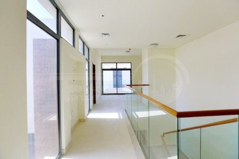 Vila na Yas Island, Abu Dhabi, UAE 5 spavaćih soba, 526.8 m2 Br. 410660 - fotografija 13