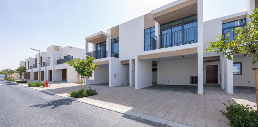 Řadový dům v Arabian Ranches 3, Dubai, SAE 3 ložnice, 128 m² Č.: 704139