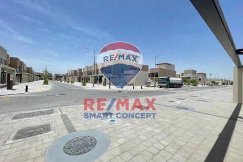 Casa urbana para venda em Al Salam Street, Abu Dhabi, EAU 2 quartos, 107.5 m2 № 562805 - foto 10