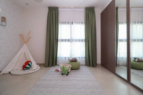 Townhouse in Al Rahmaniya, Sharjah, UAE 3 bedrooms, 187 sq.m. № 395903 - photo 8