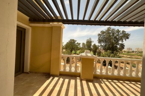 Ras Al Khaimah, UAE의 판매용 타운하우스 침실 4개, 251제곱미터 번호 734766 - 사진 14