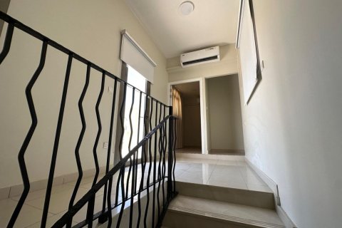 Ras Al Khaimah, UAE의 판매용 타운하우스 침실 4개, 251제곱미터 번호 734766 - 사진 23
