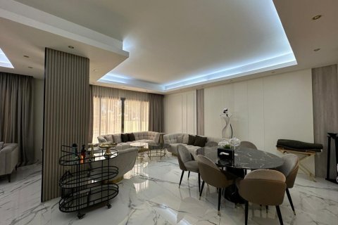 Ras Al Khaimah, UAE의 판매용 타운하우스 침실 4개, 251제곱미터 번호 734766 - 사진 7