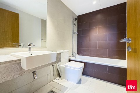 Apartmen di Dubai, UAE 2 bilik tidur, 108.7 meter persegi № 755006 - foto 18