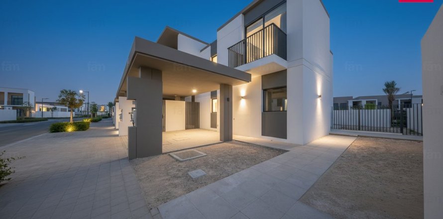 Dubai, BAE’de villa 4 yatak odası, 273.1 m&sup2; No 701292