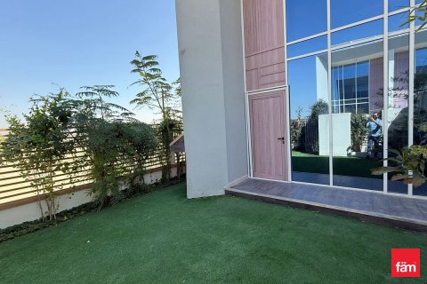 Таунхаус в Дубай, ОАЭ 1 спальня, 56.7м2 № 694098