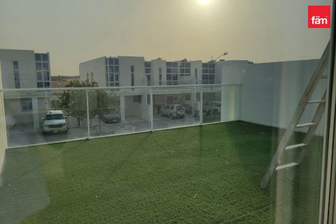 Řadový dům v Dubai, SAE 4 ložnice, 181 m² Č.: 755022
