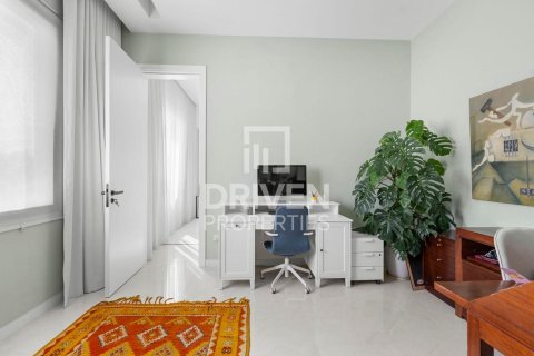 Villa itt: Umm Suqeim, Dubai, EAE, 7 hálószoba, 150.04 m², azonosító: 765493 - fénykép 9