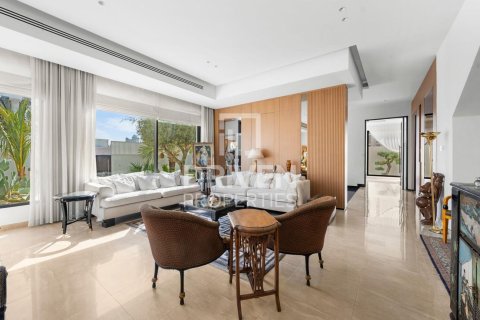 Villa itt: Umm Suqeim, Dubai, EAE, 7 hálószoba, 150.04 m², azonosító: 765493 - fénykép 5