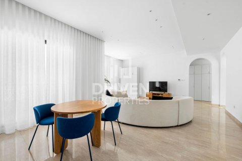 Villa itt: Umm Suqeim, Dubai, EAE, 7 hálószoba, 150.04 m², azonosító: 765493 - fénykép 8