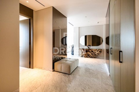 Apartament de închiriat în Downtown Dubai (Downtown Burj Dubai), Dubai, EAU 4 dormitoare, 480.87 mp.  №765498 - poză 6