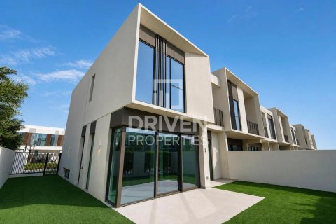 Adosado en The Valley, Dubai, EAU 4 dormitorios, 256.51 m² № 765495