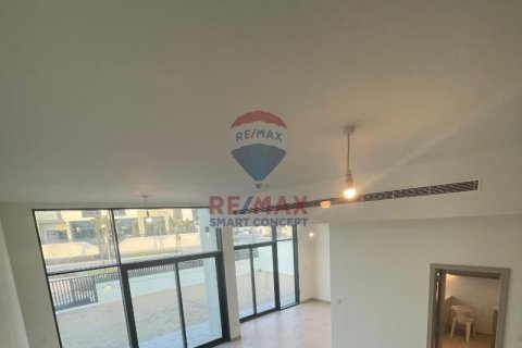 Kaupunkipientalo Al Furjan, Dubai, Arabiemiraatit 4 makuuhuonetta, 335.9 m2 № 571398 - kuva 19