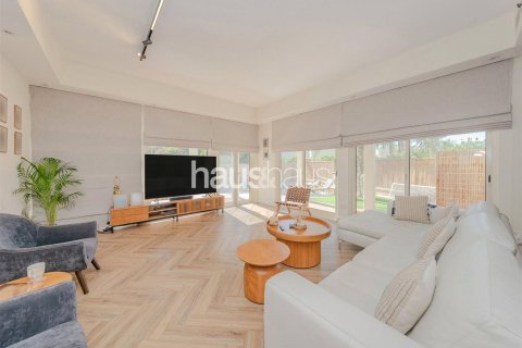 Vila v Arabian Ranches, Dubai, SAE 5 ložnice, 390 m² Č.: 625955 - fotografie 3