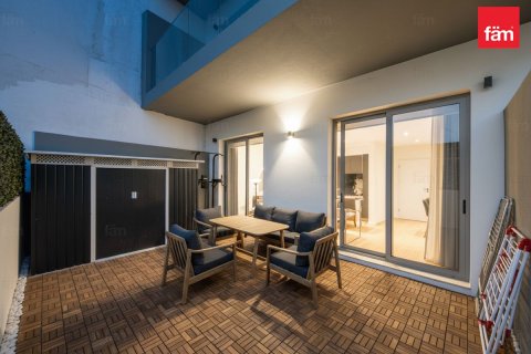 Lägenhet till försäljning i Dubai, UAE 1 sovrum, 95.7 kvm Nr. 692984 - fotografi 16