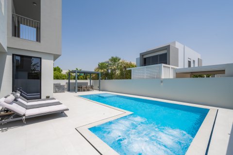 Dubai Hills Estate、Dubai、UAE にあるヴィラ販売中 4ベッドルーム、306.58 m2、No768697 - 写真 2