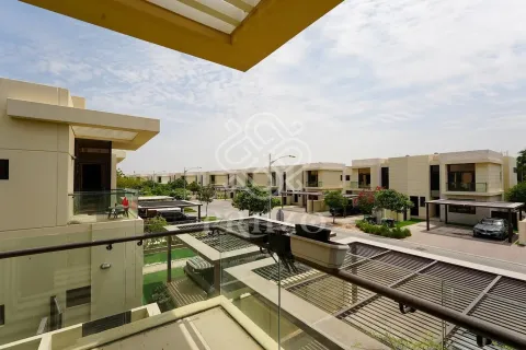 Shtëpi në qytet në Dubai, Emiratet e Bashkuara Arabe 3 dhoma gjumi, 253 m2. № 713970 - Foto 4