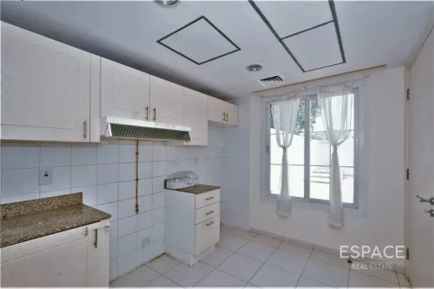 Vila di The Springs, Dubai, UEA 2 kamar tidur, 167 m2 nomor 649820 - foto 5