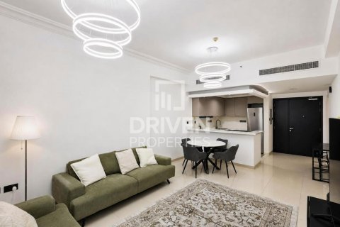 Korter asukohaga Jumeirah Lake Towers, Dubai, AÜE: 1 magamistoaga, 73.02 m² Nr 762725