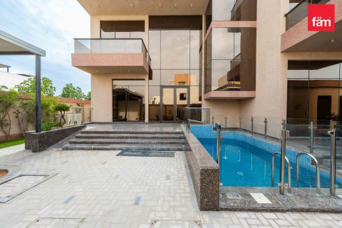 Vilë në Dubai, Emiratet e Bashkuara Arabe 6 dhoma gjumi, 474.3 m2. № 703775 - Foto 2