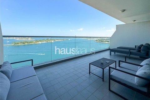 דירה ב Palm Jumeirah, Dubai, איחוד האמירויות 1 חדר שינה, 106 מ