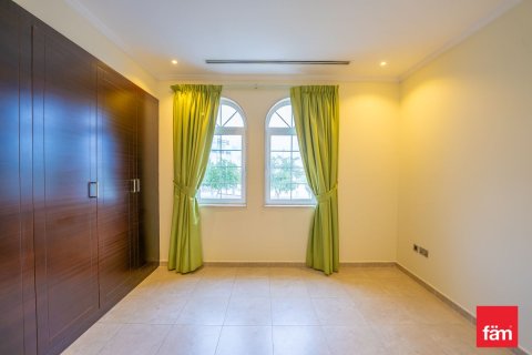 Vilă de închiriat în Dubai, EAU 3 dormitoare, 524.5 mp.  №753258 - poză 18