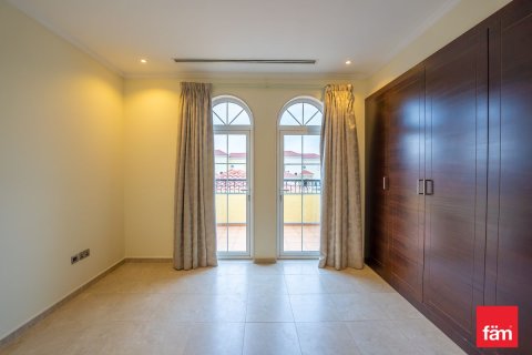 Vilă de închiriat în Dubai, EAU 3 dormitoare, 524.5 mp.  №753258 - poză 20